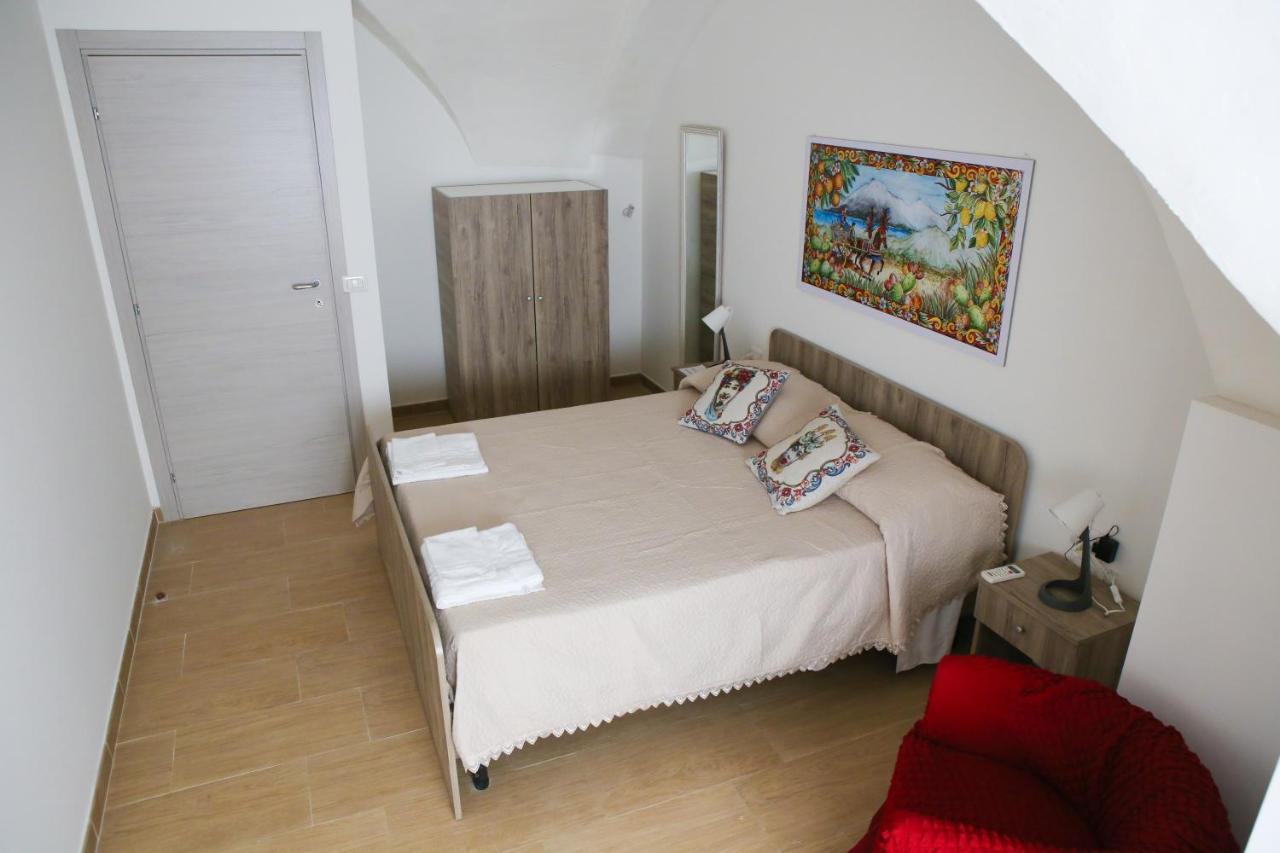 Domus Ursino Villa CTA Exteriör bild